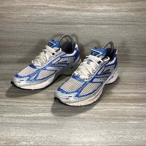 Brooks Women’s Adrenaline GTS Running Shoes size 7